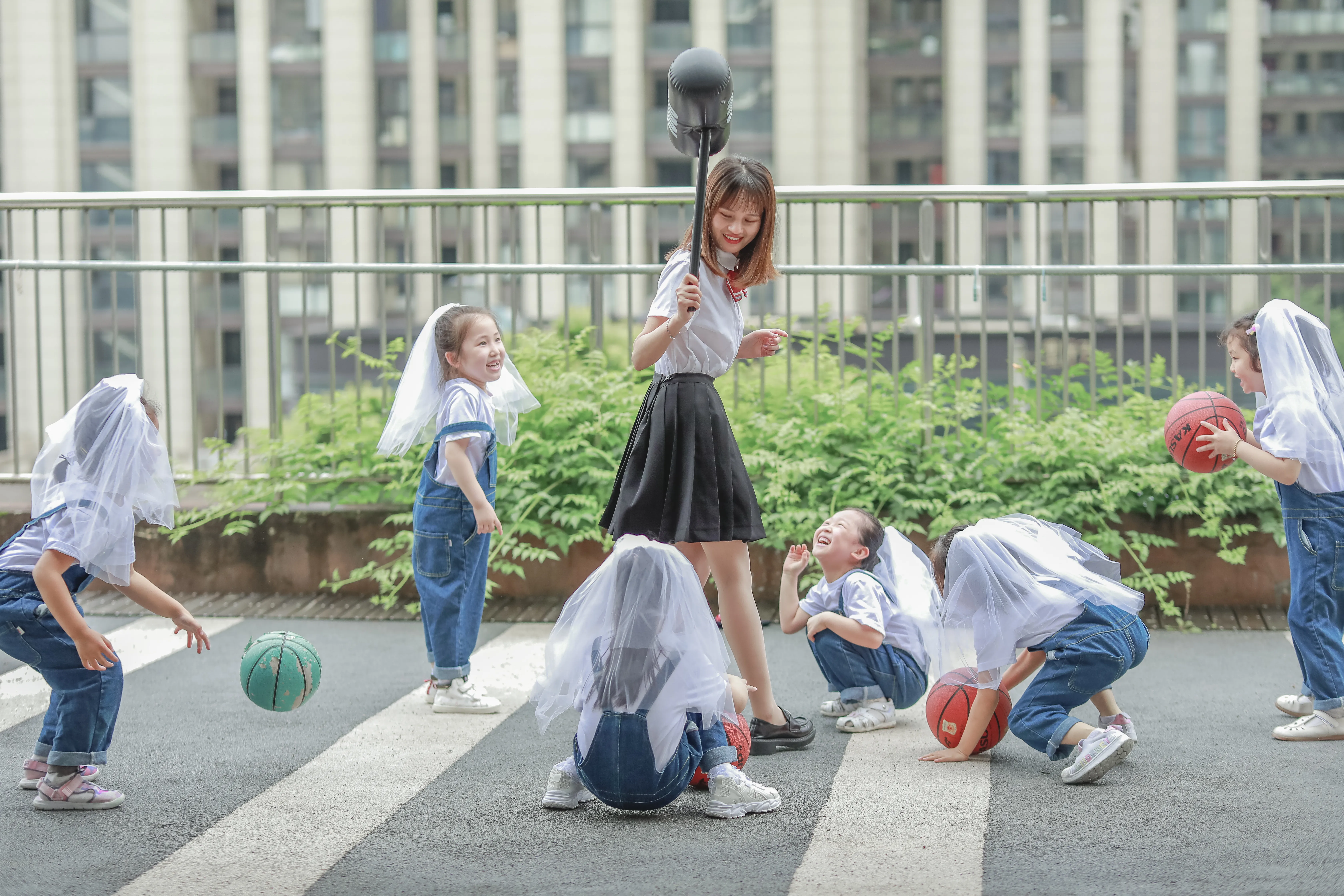 师生互动游戏时刻